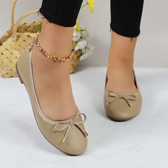 Women's Cushioned Insole Classic Bow Tie Ballerina Flat - Picture 2 of 10